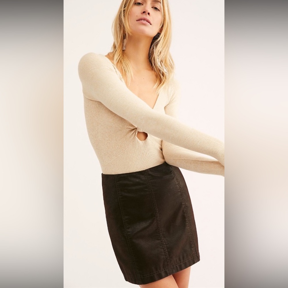 Free People black vegan leather skirt size 4